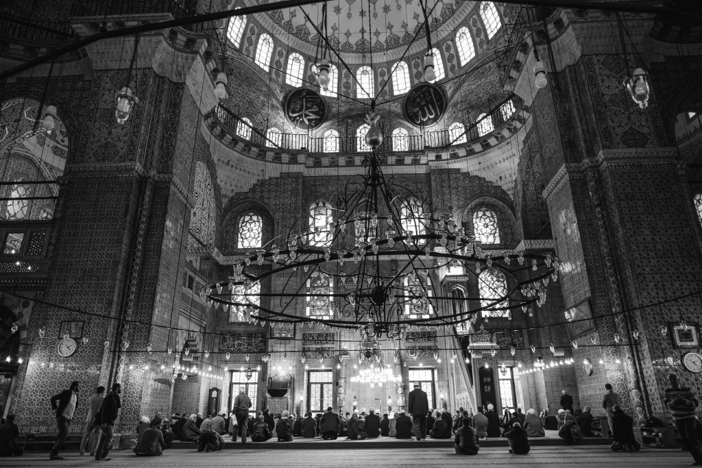 The magnificent Yeni Cami, or New Mosque, during a typical prayer service. Sultanahmet , Istanbul.